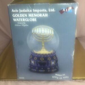 Aviv Judaica Golden Menorah Waterglobe Music Box Blue and Gold Vintage 2000